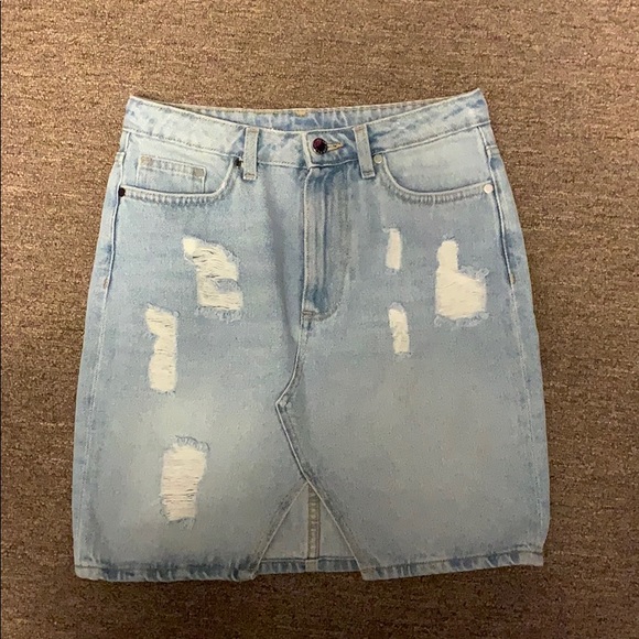 H&M Dresses & Skirts - HM High-Waisted Blue Jean Skirt